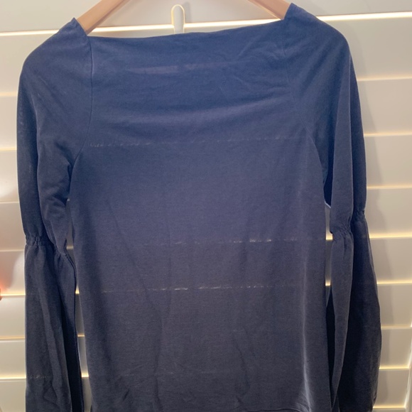 Top - Picture 2 of 3